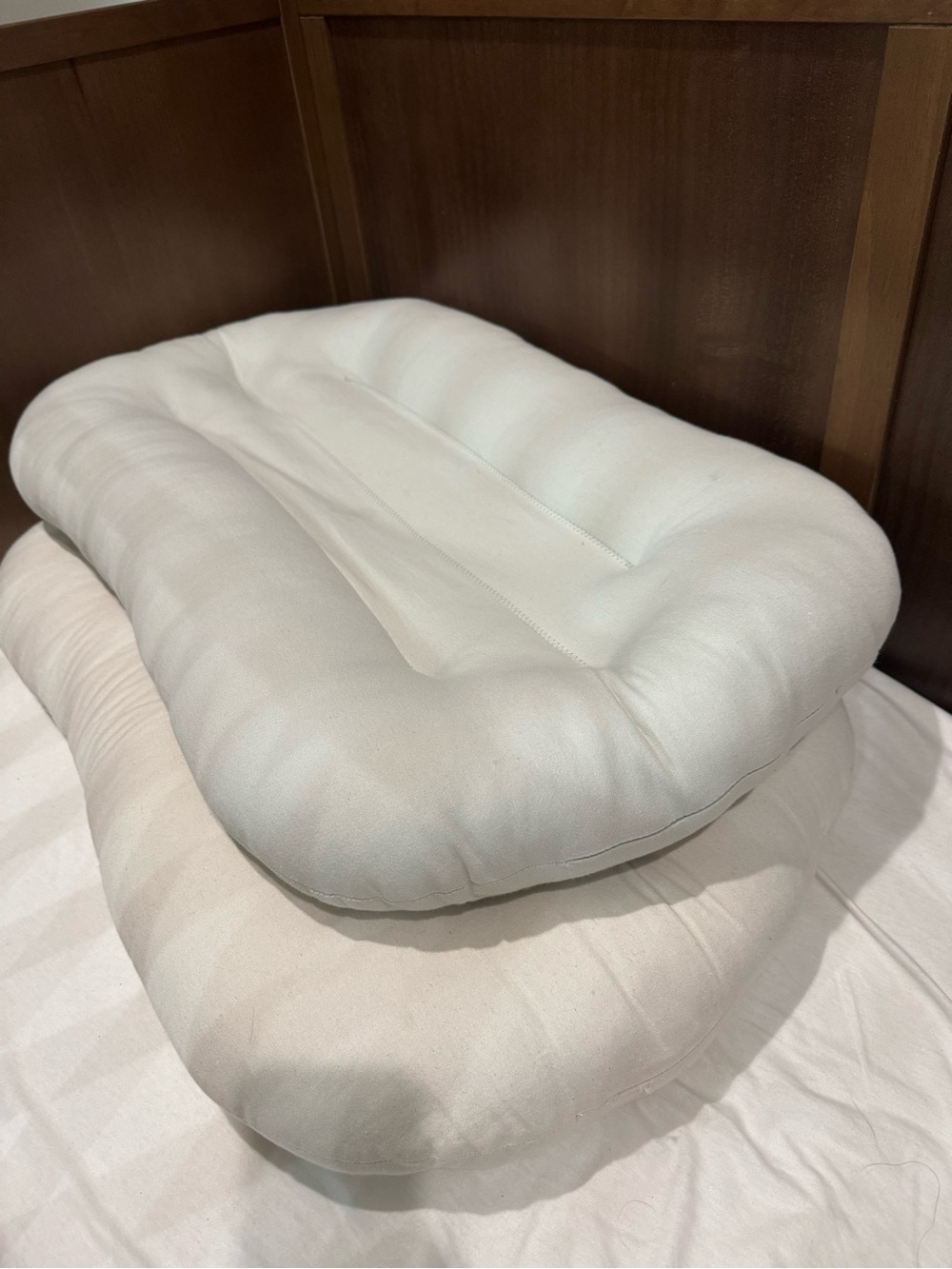 Plush Cream Support Pillow for Bed & Lounging